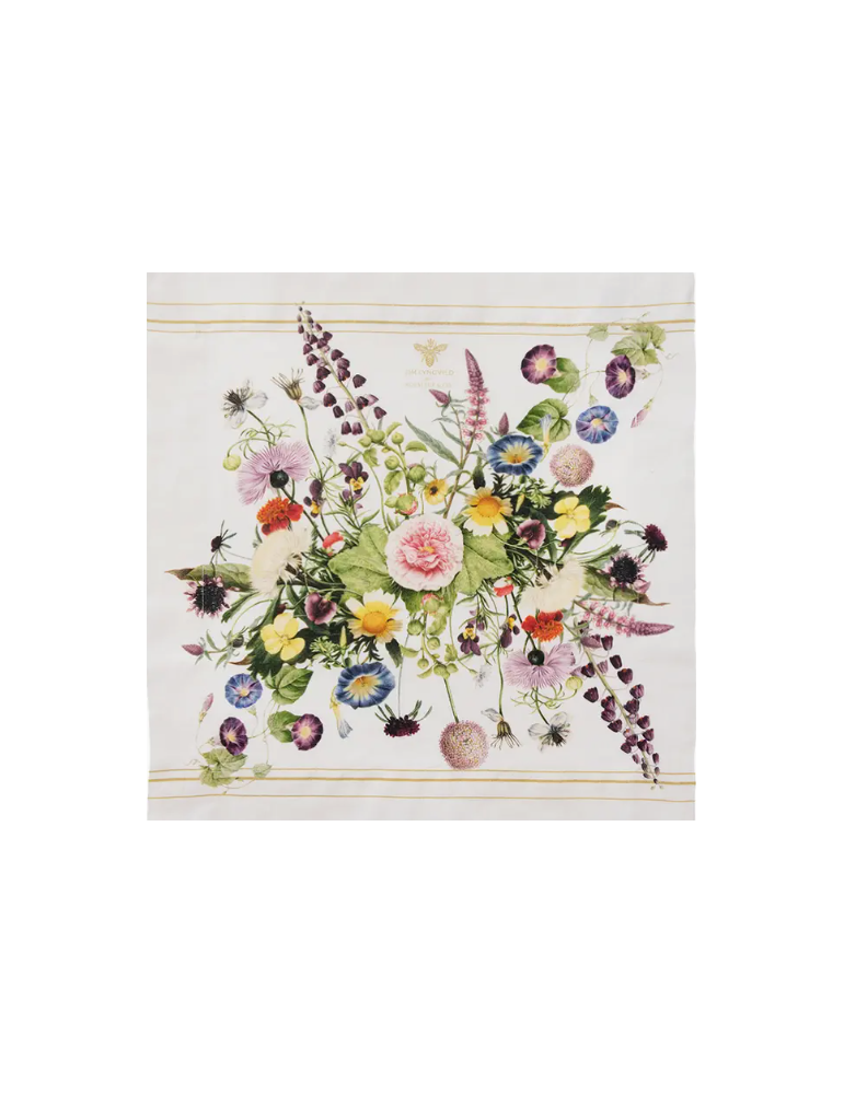 A beautiful dining table. Flower Garden linen napkin 45x45cm