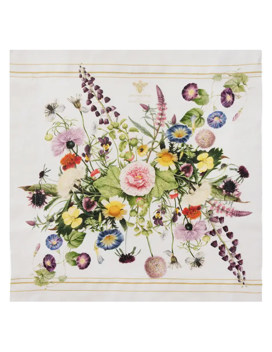 A beautiful dining table. Flower Garden linen napkin 45x45cm